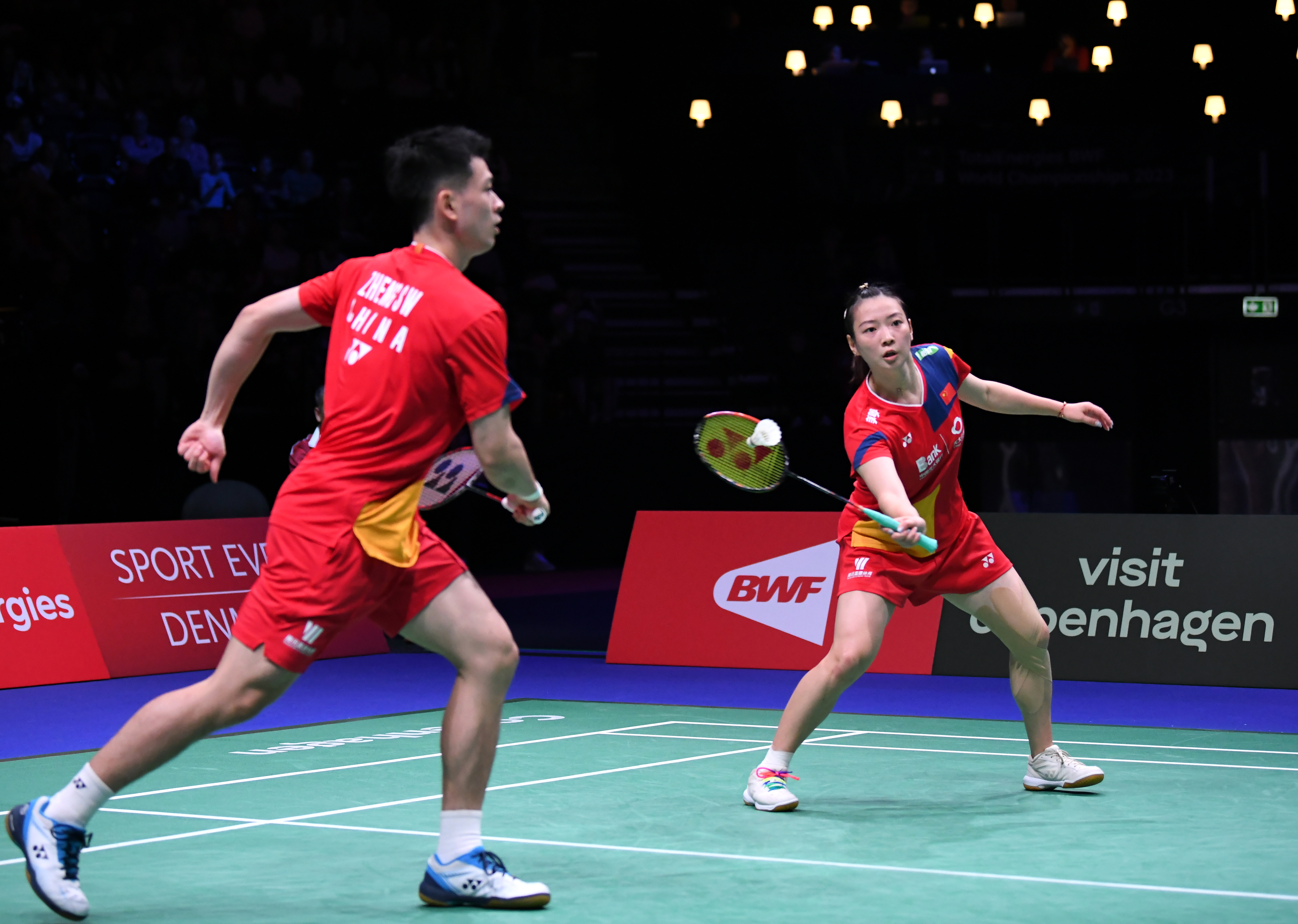 俱乐部的合 俱乐部的合